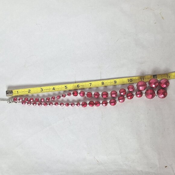 Elegant Pink Sparkling Hexagonal Bead Necklace Handmade Statement Jewelry - Picture 4 of 4